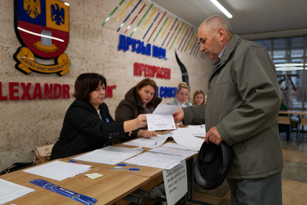 &laquo;Полный провал европейского вектора&raquo;: 27 из 36 районов Молдавии проголосовали против вступления в ЕС