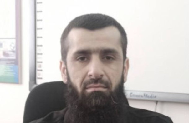 Школьный учитель из Чечни безнаказанно оскорбляет христианство на протяжении нескольких месяцев