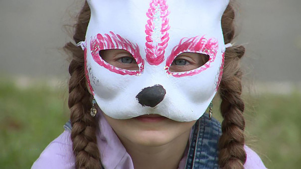 В якутском кафе неадекватная девушка-квадробер нарычала на депутата гордумы