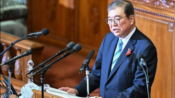 В &laquo;тронной речи&raquo; новый премьер Исиба пообещал японцам &laquo;защищать их от врагов&raquo;