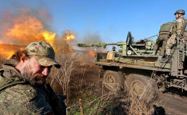 Зеленский мечтает зацепиться за Донбасс, но русские давят его армию огнем и маневром