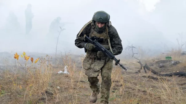 "Денег потратил гораздо больше". Что сделал для фронта школьник из ЛНР