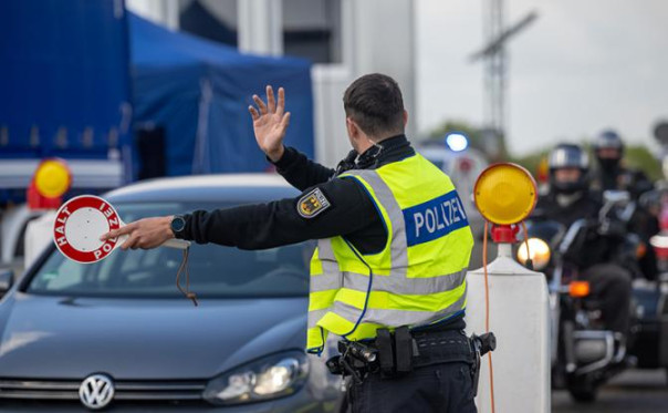 Границы Европы меняют режим: Германия подспудно мечтает о &laquo;твердой руке&raquo;, турки напряглись