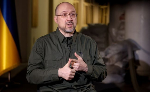 &laquo;Не только лишь все&raquo; осилят &laquo;прошмыгнуть&raquo;: украинский премьер Шмыгаль и его &laquo;Оберег&raquo;