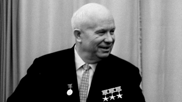 Репрессии за осмысление последствий Октябрьской революции недопустимы