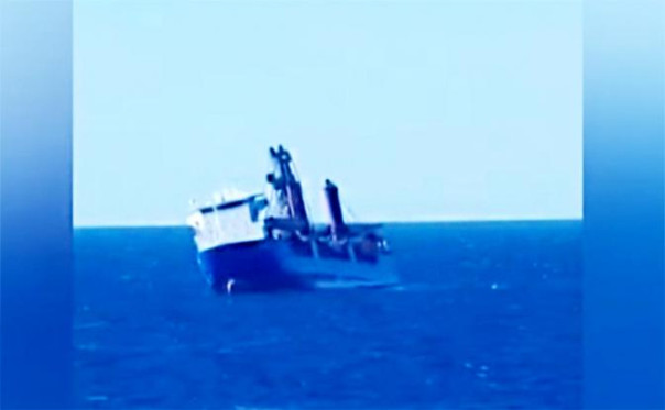 Норвежское судно отказалось спасать тонущих моряков с "Урсы Майор", спасло испанское судно Salvamar Drago