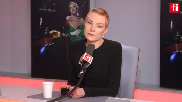 Сбежавшая Рената Литвинова вернулась в Москву