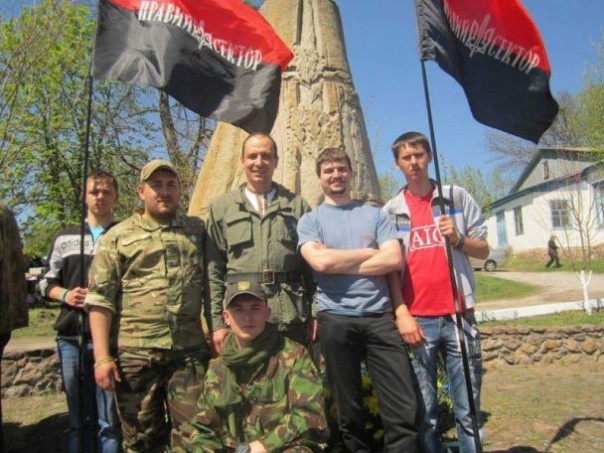 Украина &mdash; это Израиль? На Майдане стоит самая большая менора в Европе, Зеленский празднует Хануку, украинцев призывают принять иудаизм