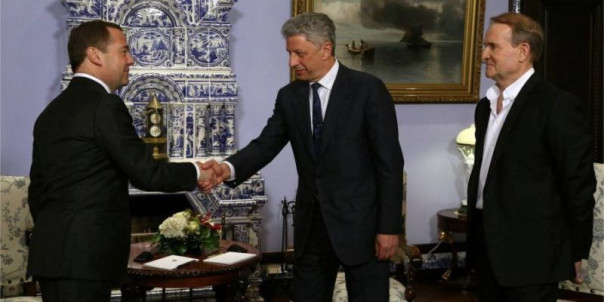 Зеленский создаёт ручную оппозицию под выборы