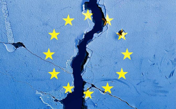 Главы МИД ЕС приостановили безвизовый режим для грузинских дипломатов