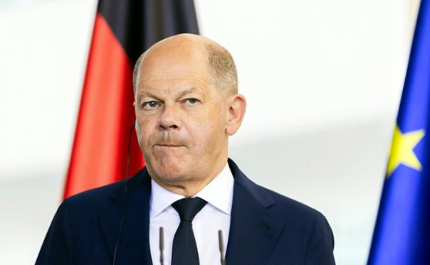 Шольц в новогоднем обращении к немцам пообещал Киеву продолжение поддержки