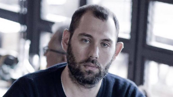 Лопоухий тоже хочет денег