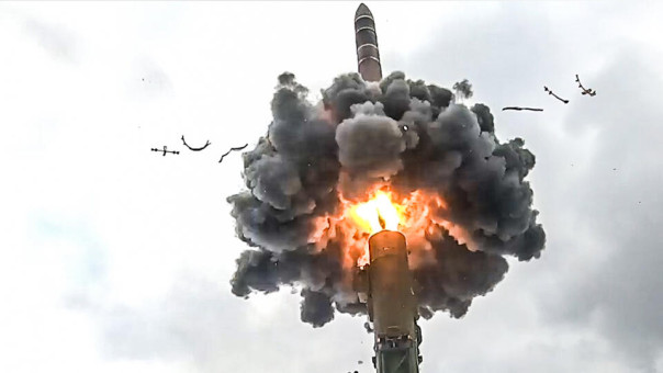 "Сработает, даже если все русские будут мертвы": Журналистка рассказала американцам про самое грозное оружие русских