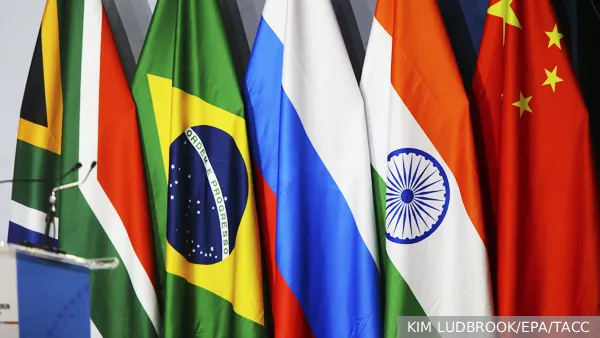 США пытаются выбить самое слабое звено БРИКС