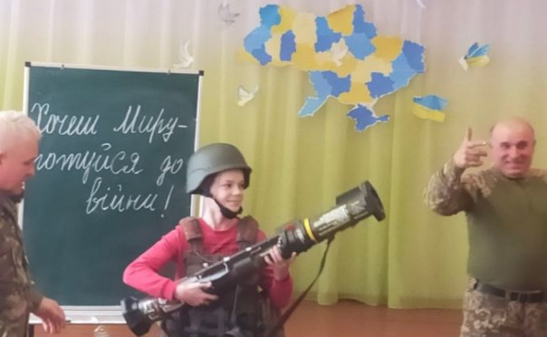 Что будем делать с Украиной? Песни и концерты не помогут: вероятные сценарии