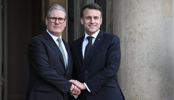 Правь, британия, буями. Александр Роджерс