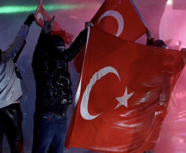 Протесты в Турции в поддержку Экрема Имамоглу: ценностное измерение