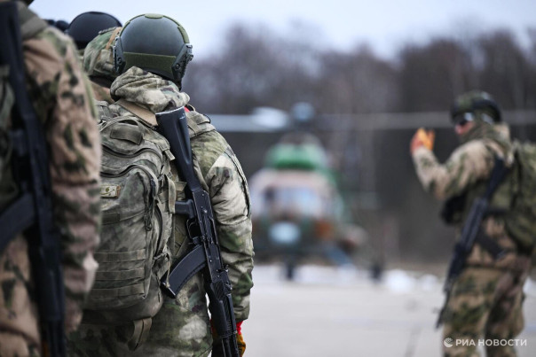 Путин приехал в Курскую область и заслушал доклад Генштаба