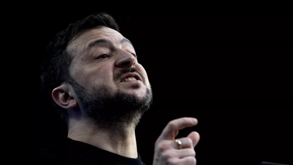 «Сначала станьте гражданином Украины»: Зеленский нахамил сенатору, который его поддерживал