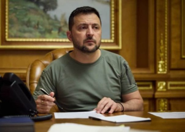 Зеленский своим указом разрешил направлять ВСУ воевать в другие страны