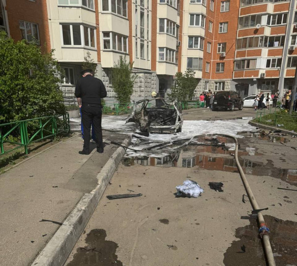 Машина взорвалась во дворе жилого дома в Балашихе, погиб генерал-лейтенант Ярослав Москалик