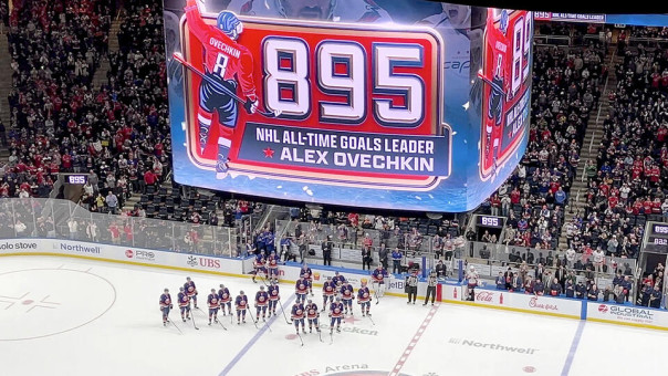 НХЛ выпустила видео с 895 голами Александра Овечкина
