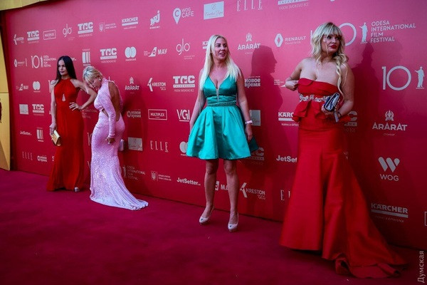 Украинская имитация государства и общества