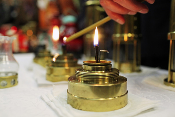 В Храме Гроба Господня в Иерусалиме сошел Благодатный огонь