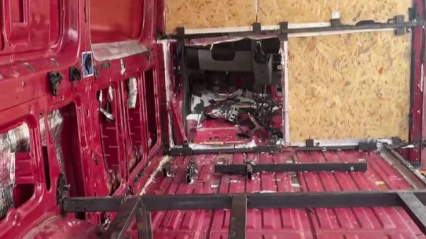 Водитель микроавтобуса со взрывчаткой сообщил, что вез груз в Пятигорск