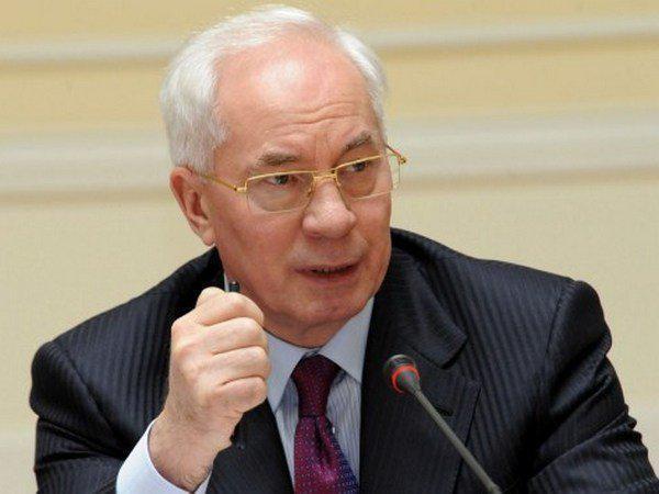 Азаров предложил &laquo;очень простой&raquo; план завершения конфликта на Украине