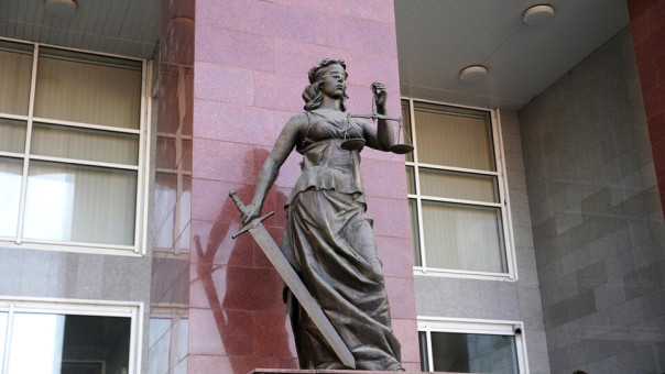 Суд оштрафовал Apple на 6 млн рублей за пропаганду ЛГБТ*