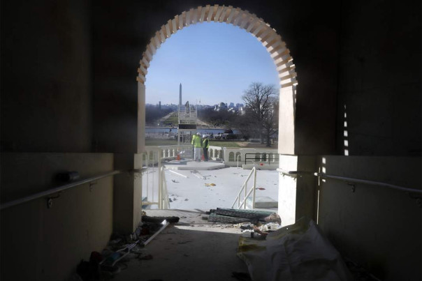 Уделать Америку снова: как новая волна насилия в США поляризует общество