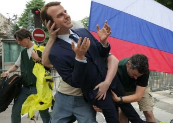 В Париже украли копию Макрона из музея восковых фигур «Гревен»