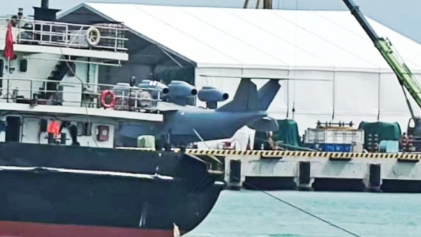 «Бохайский монстр»: загадочный экраноплан замечен в Китае