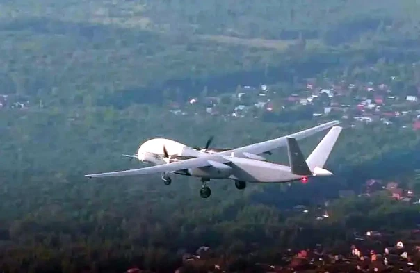 Падение российского тяжёлого БПЛА «Альтиус-РУ» под Казанью