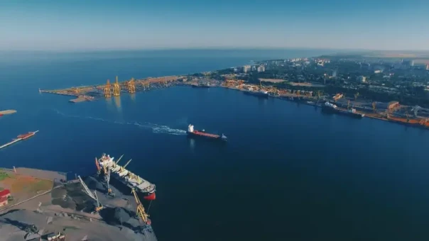 Подполье сообщило о подозрительных судах из-за рубежа в порту Одессы