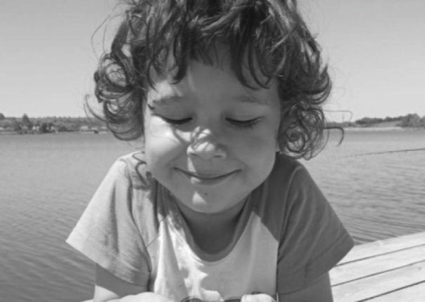 &laquo;Сколько наших детей убила Украина&raquo;. В Курске простились с 5-летним мальчиком, которого убил украинский беспилотник