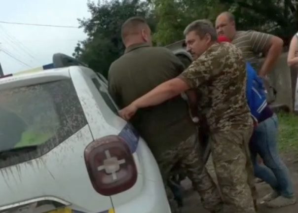 В Хмельницкой области отбиваются от военкомов