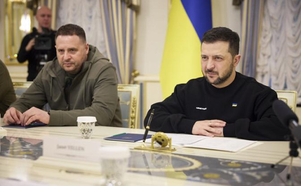 Гарантия безопасности Украины &mdash; устранение Зеленского