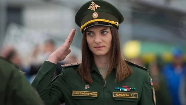 Исинбаева вернулась в Россию