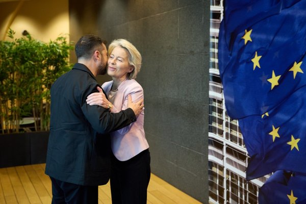 "Коалиция желающих" призвала к прекращению огня на Украине без обязательств