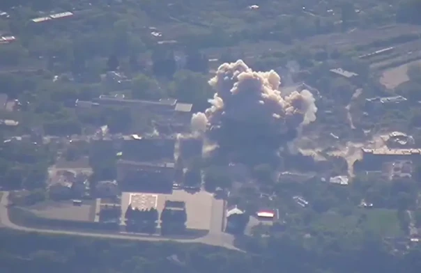 Окружение Купянска - уже не фигура речи, до главного западного маршрута снабжения остаётся менее 500 м