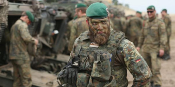 Опрос: большинство немцев выступают против отправки войск на Украину