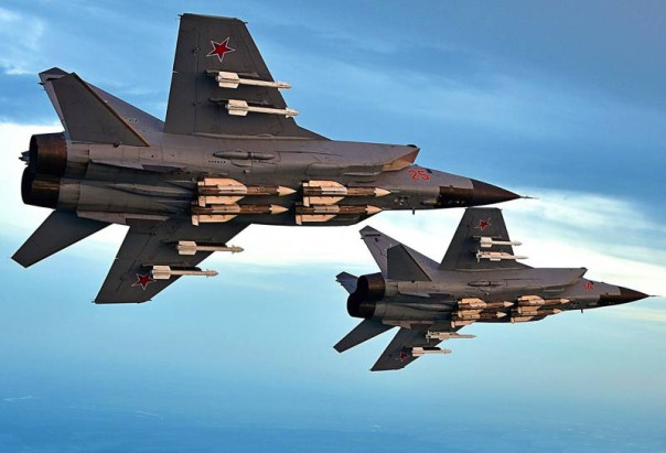 Чем опасен истребитель МиГ-31 для блока НАТО?