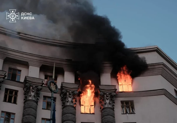 Свириденко показала здание украинского кабмина изнутри после падения БПЛА