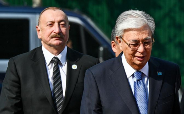 Лондон приветствует новый курс Средней Азии и Кавказа: Азербайджан и Казахстан обходят Россию стороной