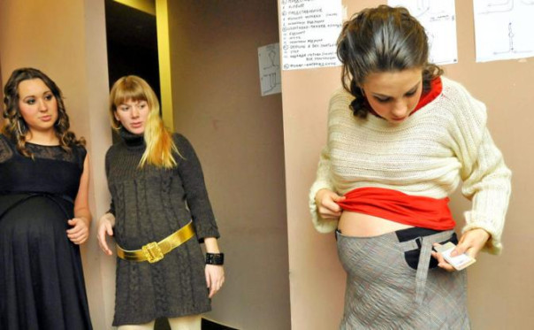 Парад беременных школьниц, или Кто устроил демографический кризис &mdash; мнение психиатра