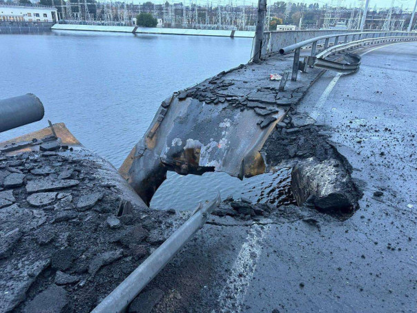 Появились кадры с ДнепроГЭС, по которой нашими войсками были нанесены удары.