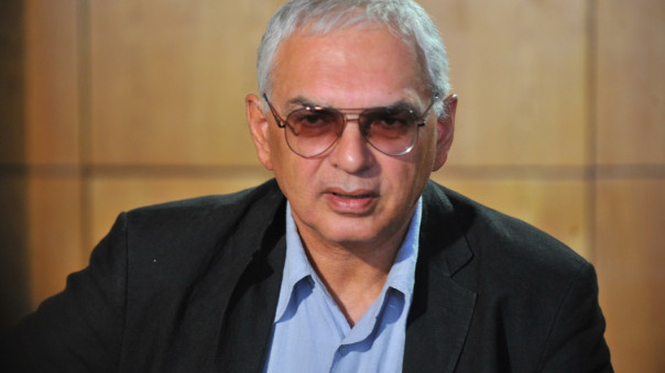 Эти слова Шахназарова у Соловьёва цитируют уже месяц