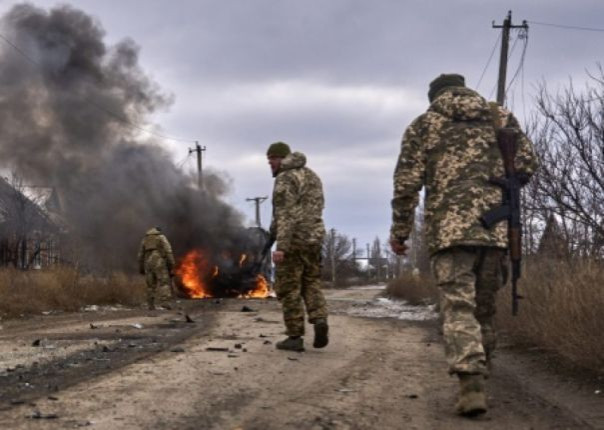 Гниение и поэтапный развал: чем озабочены украинские генералы и эксперты